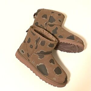 UGG Mini Classic Boot Tan/Gry Print Sz:6 Rare Print